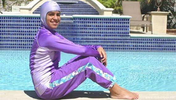 2016-09-03-1472907801-5713876-Burkini3.jpg