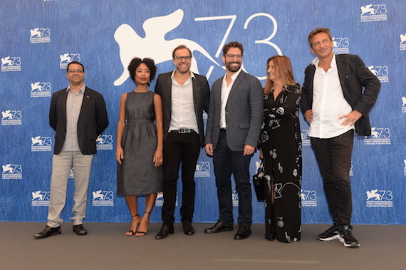 2016-09-05-1473062547-5235818-30208Photocall__S__o_Jorge__Film_Delegation__la_Biennale_di_Venezia__foto_ASAC.jpg