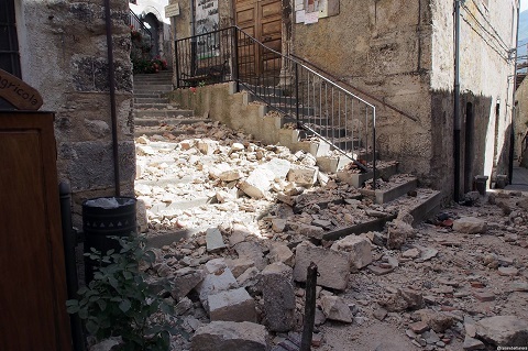 2016-09-16-1474013561-772148-terremoto02newosengai.jpg