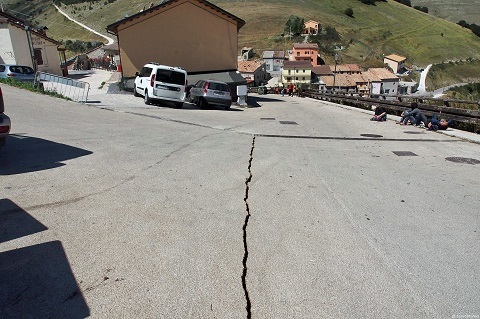 2016-09-16-1474014542-7660289-terremoto05.jpg