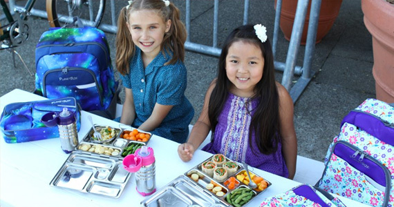 2016-09-16-1474042769-3837079-kidseatlunch.jpg