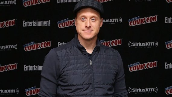 2016-10-04-1475608945-4313911-alan_tudyk__h_2015.jpg