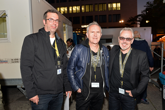 2016-10-10-1476111461-5482543-v.l.n.r.StefanLohmannHowardJonesNikKershaw_TagderdeutschenEinheitinFrankfurt_Foto_benpakalski46.JPG.jpeg