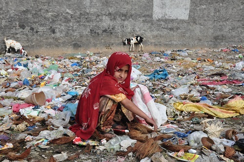 2016-10-10-1476129753-9635304-GirlChildTayyaba.jpg