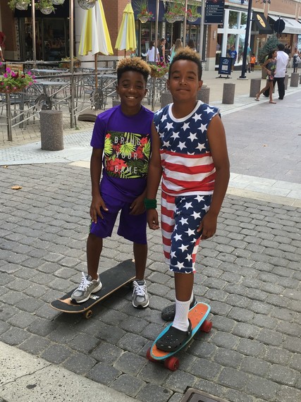 2016-10-18-1476830278-9303998-kidsonskateboards.JPG