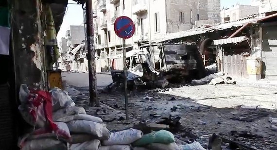 2016-10-26-1477494352-818938-Bombed_out_vehicles_Aleppovoxwiki.jpg