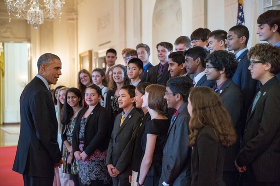 2016-10-30-1477863650-7110893-WhiteHouseObamaGroup.jpg