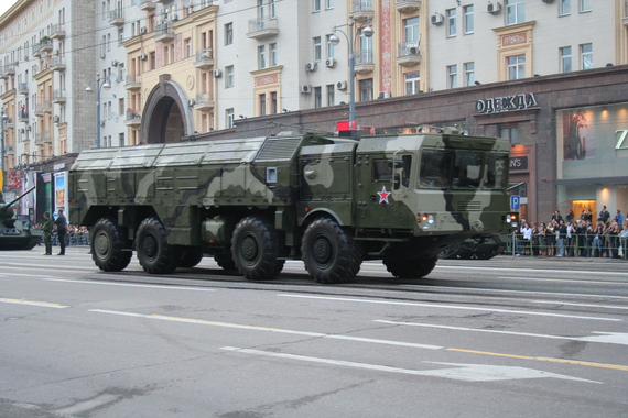 2016-11-09-1478669846-5997419-Moscow_Victory_Parade_2010__Training_on_May_4__img14.jpg