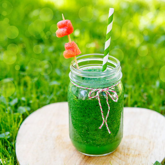 2016-11-10-1478768429-792466-Greensmoothiesinbreakfast.jpg