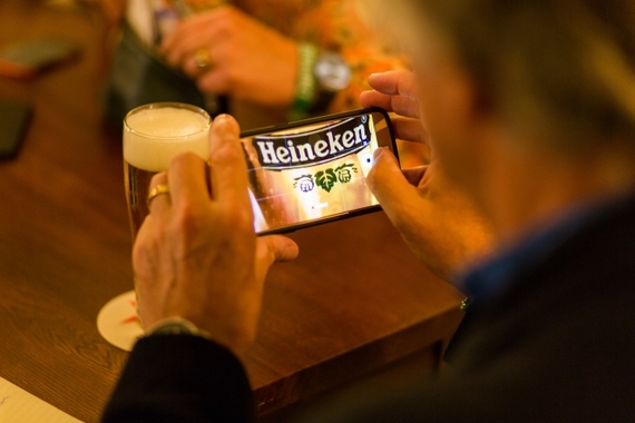 2016-11-10-1478790195-7937149-Heineken_Experience_Amsterdam_VIP_Tour_taking_photo.jpg