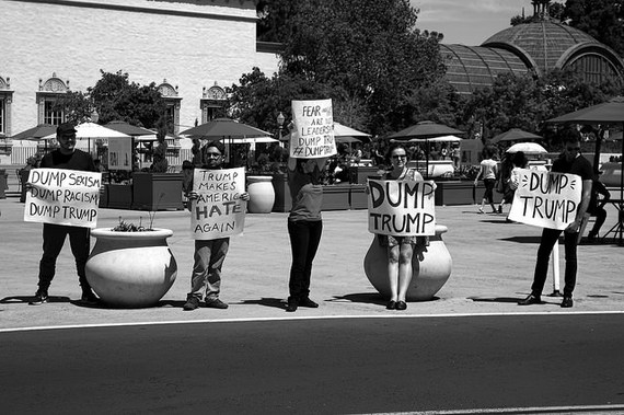 2016-11-18-1479501876-3882298-trump_protest.jpg