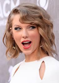 2016-11-22-1479829414-5033598-TaylorSwift.jpeg