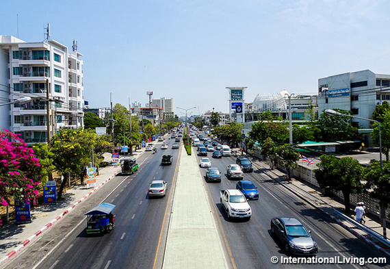 2016-12-07-1481142651-7715055-hpDowntownHuaHinThailand.jpg