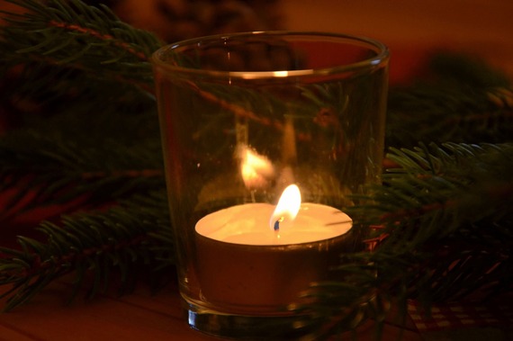 2016-12-13-1481658546-7791061-candles1843675_1280.jpg