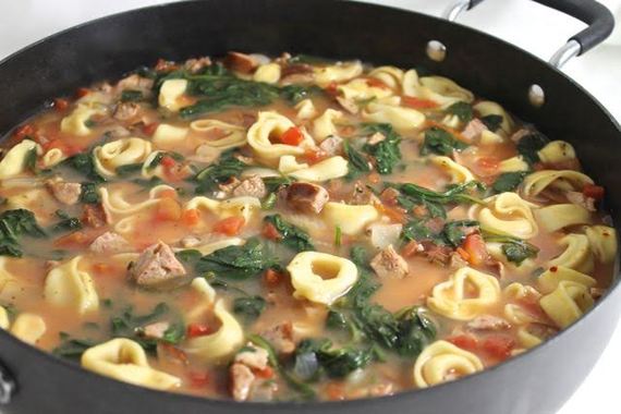 2016-12-14-1481728510-5453788-SkinnyKitchenRusticCheeseTortelliniandSausageSoup.jpg