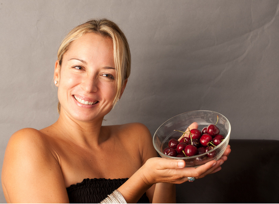 2017-01-25-1485383088-3209223-p_Gracious_Living_Lifestyle_Bahamas_Detox_Retreat_Cherries.png