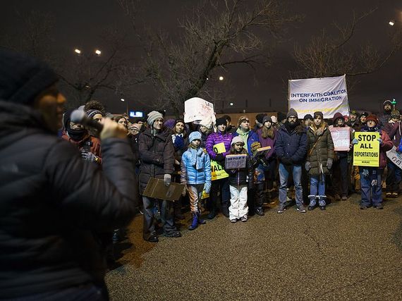 2017-01-29-1485710563-1287220-Protest_against_Donald_Trump_31062128902.jpg