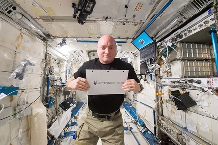 2017-02-08-1486539267-8820184-UNSpace12.jpg