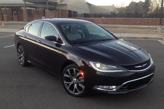 2017-02-09-1486653122-955209-Chrysler200.jpg