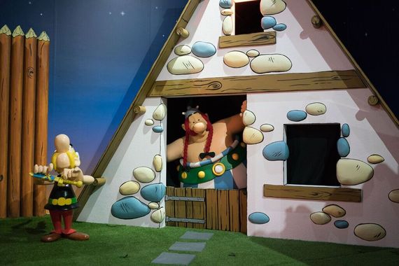 2017-03-05-1488722724-8062744-asterixetobelix.jpg