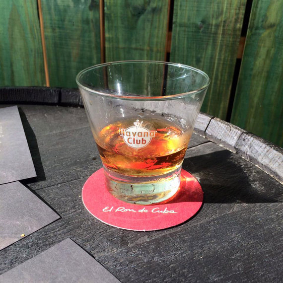2017-03-13-1489421169-6295997-havana_club_glass.jpg