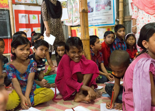 2017-04-24-1493048124-9547334-bangladeshsophiahsin2.jpg