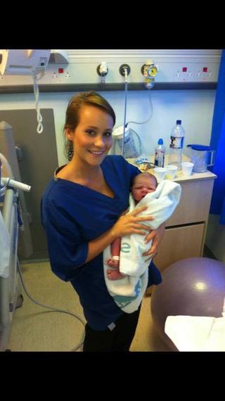 2017-08-23-1503481908-5391132-firstbabyIdelivered.jpg