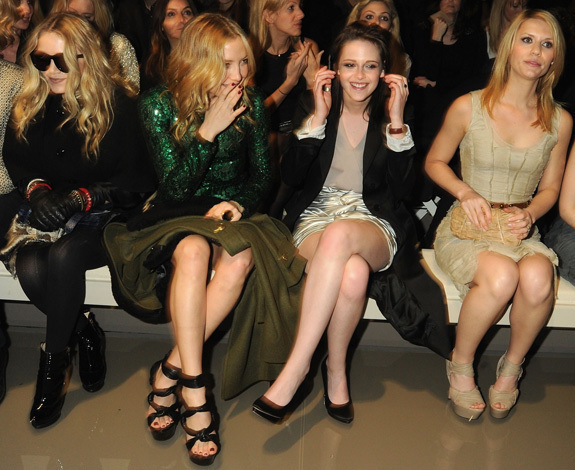 Kate Hudson & Kristen Stewart In Miniskirts (PHOTOS) | HuffPost