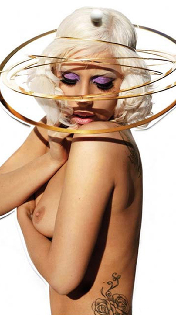 580px x 1036px - Lady Gaga TOPLESS In V Magazine (NSFW PHOTO) | HuffPost Entertainment